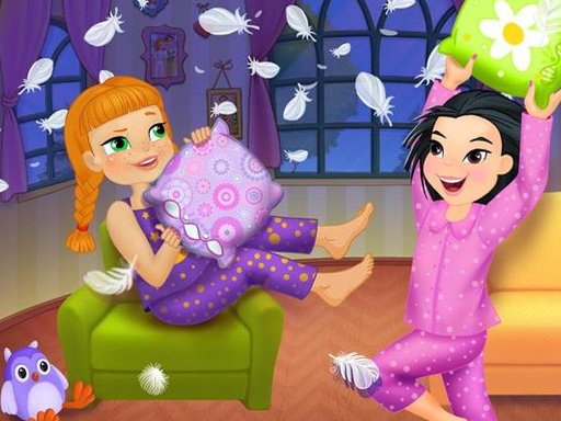 Play: Crazy Pillow Fight Party Img
