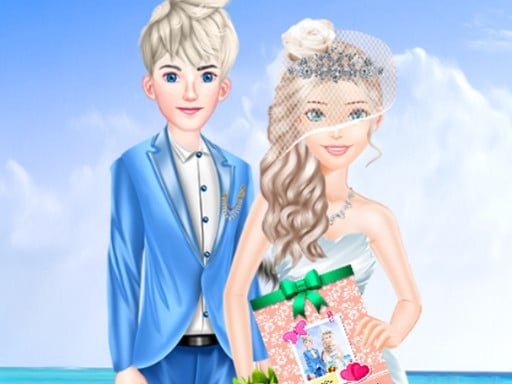 Play: Royal Couple Wedding Invitation Img